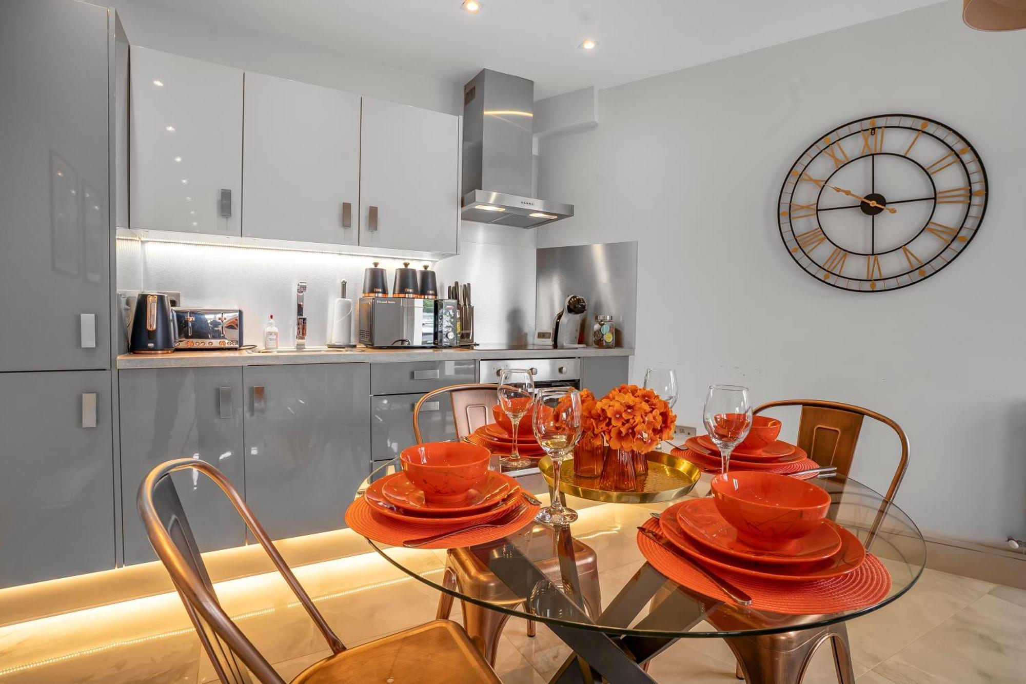 Stylish Apartments London Near Wembley Stadium ภายนอก รูปภาพ
