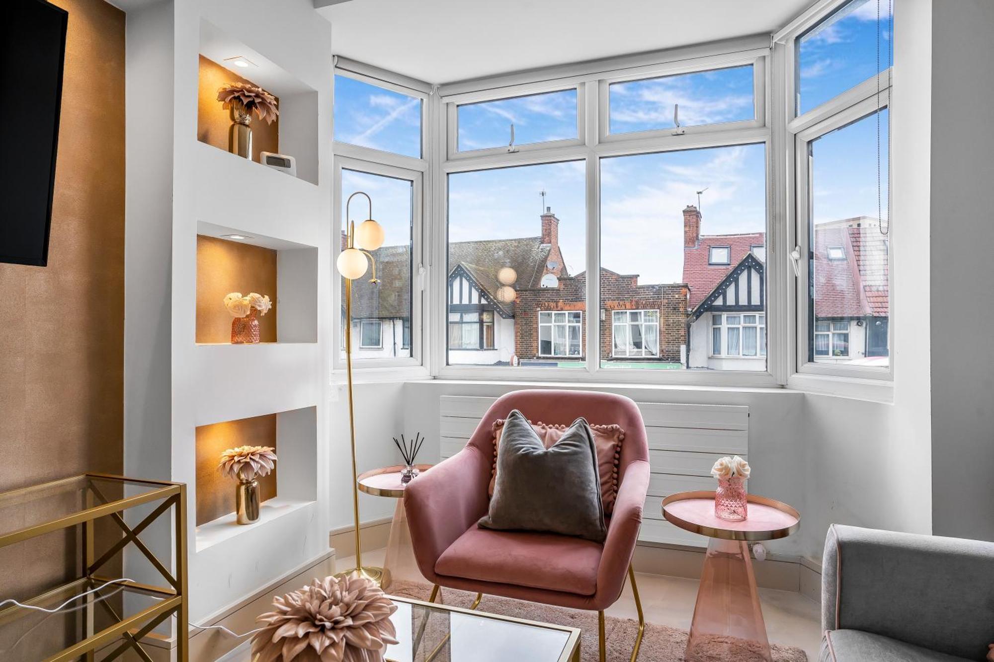 Stylish Apartments London Near Wembley Stadium ภายนอก รูปภาพ