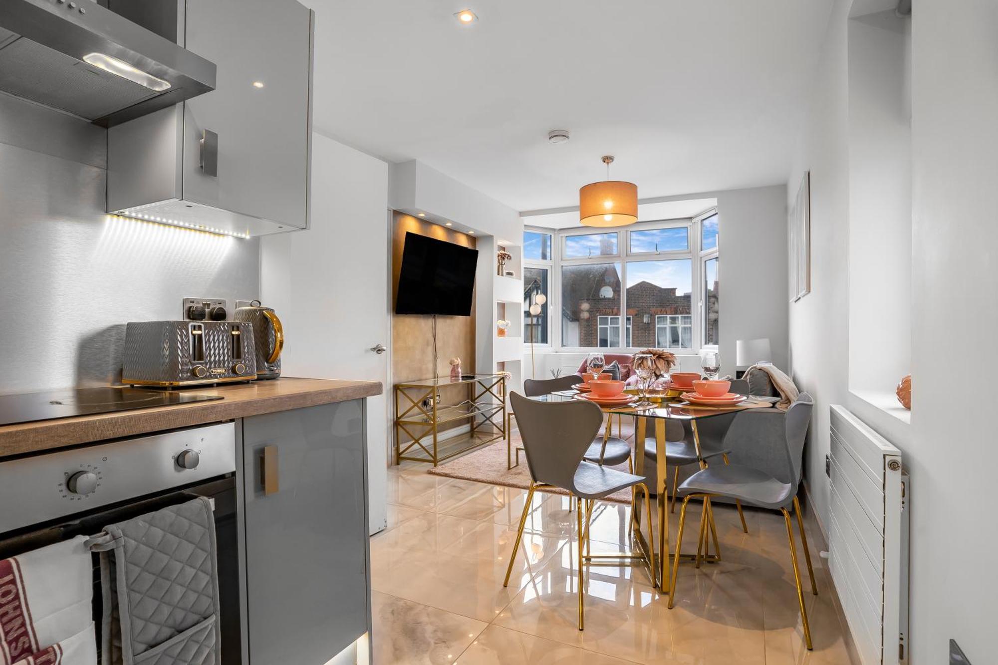 Stylish Apartments London Near Wembley Stadium ภายนอก รูปภาพ