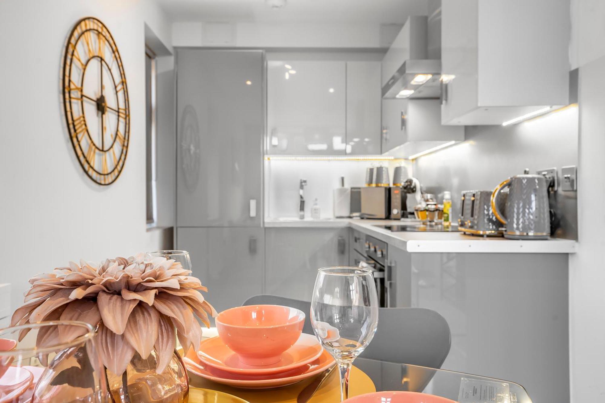 Stylish Apartments London Near Wembley Stadium ภายนอก รูปภาพ