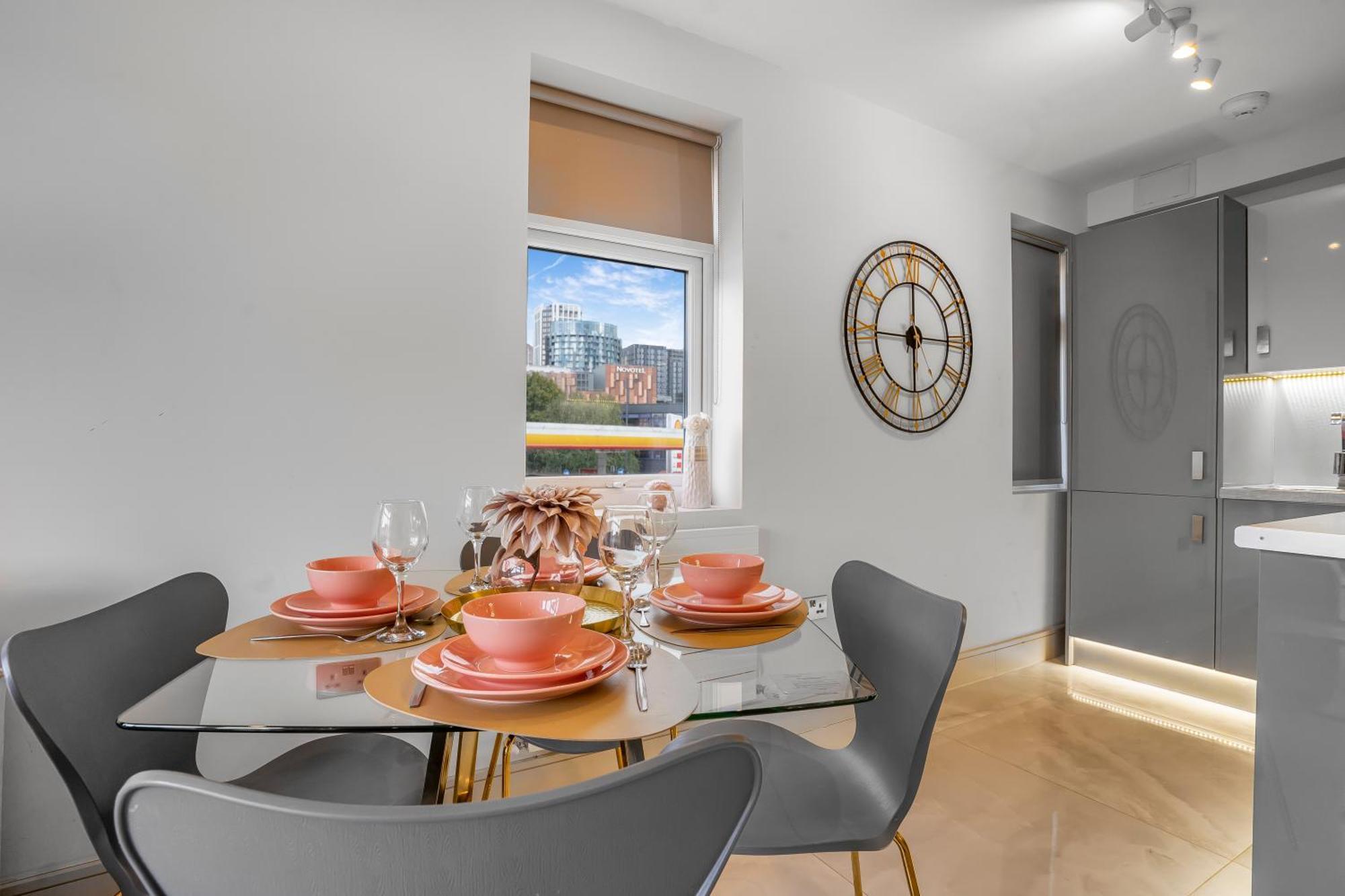 Stylish Apartments London Near Wembley Stadium ภายนอก รูปภาพ